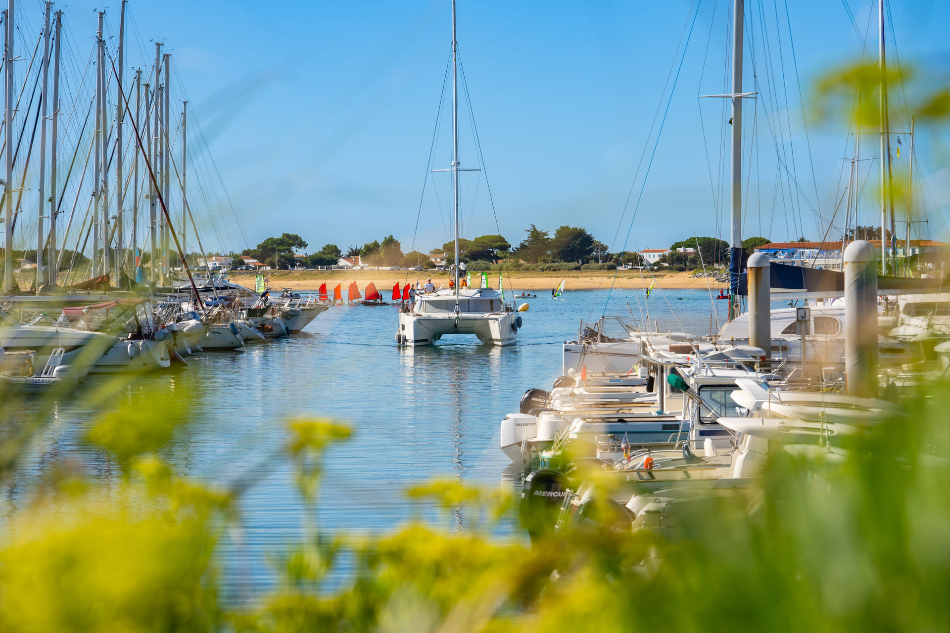 services port saint denis d oleron